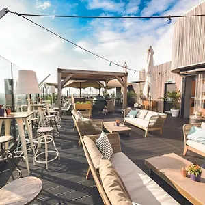 4* מלון Leonardo Rembrandtpark